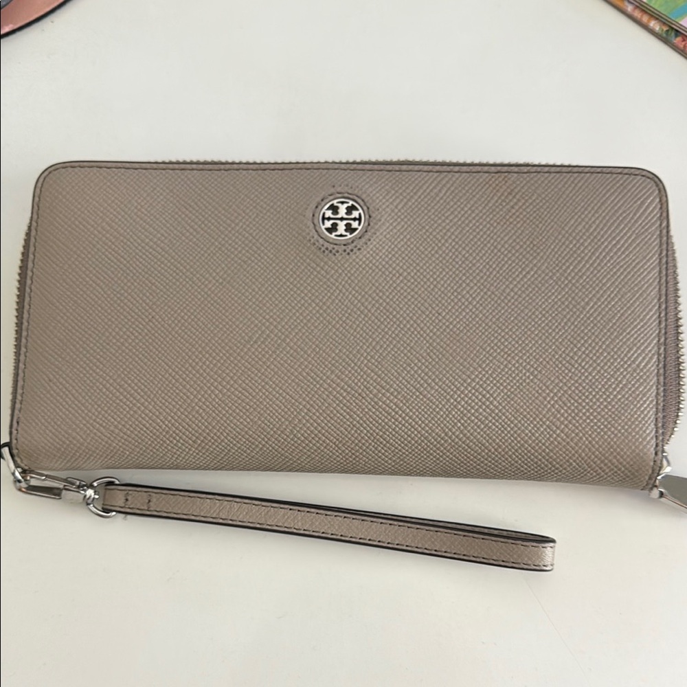 Tory Burch Beige Wristlet Clutch